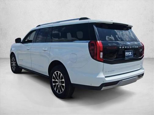 White 2025 Ford Expedition Max Platinum