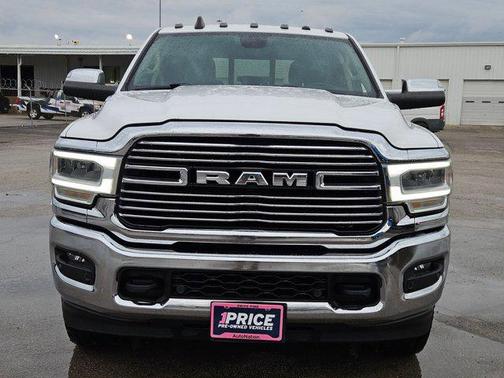 2022 RAM 2500 Laramie Crew Cab 4x4 6'4' Box