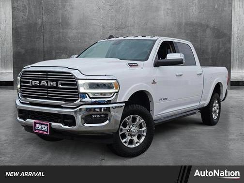 2022 RAM 2500 Laramie Crew Cab 4x4 6'4' Box