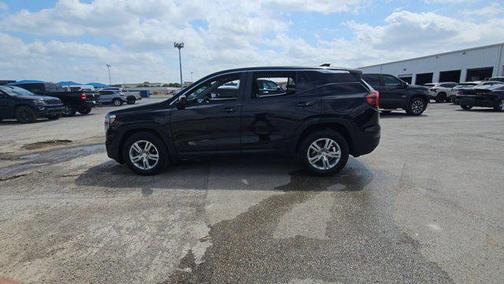 Ebony Twilight Metallic 2022 GMC Terrain SLE