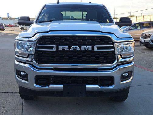 2022 RAM 2500 Big Horn Crew Cab 4x4 6'4' Box
