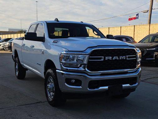 2022 RAM 2500 Big Horn Crew Cab 4x4 6'4' Box