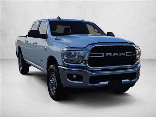 2022 RAM 2500 Big Horn Crew Cab 4x4 6'4' Box