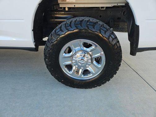 2022 RAM 2500 Big Horn Crew Cab 4x4 6'4' Box