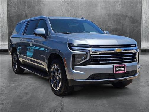 2025 Chevrolet Suburban LT