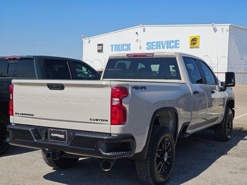 2026 Chevrolet Silverado 2500 Custom