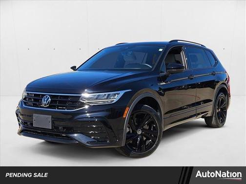2023 Volkswagen Tiguan 2.0T SE R-Line Black