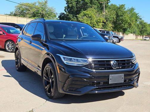 2023 Volkswagen Tiguan 2.0T SE R-Line Black