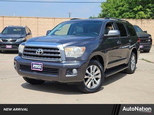 2016 Toyota Sequoia SR5
