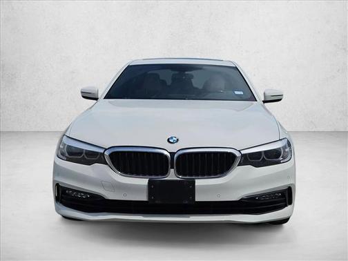 Alpine White 2018 BMW 530 530i