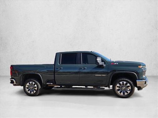 2025 Chevrolet Silverado 3500 LT