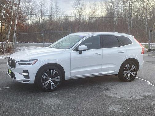 2023 Volvo XC60 Plus