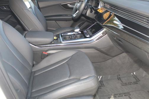 2022 Audi Q7 Premium Plus