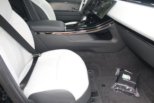2025 Land Rover Range Rover Sport Dynamic SE