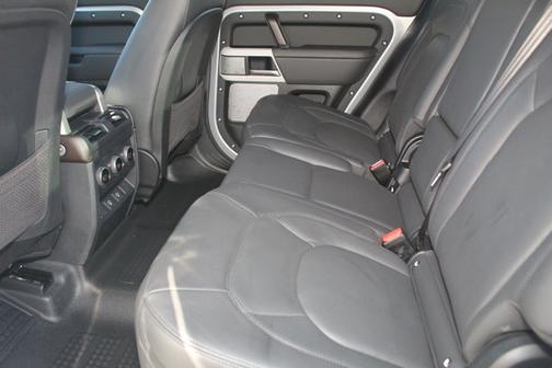 2024 Land Rover Defender S