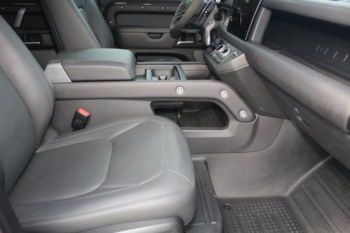 2023 Land Rover Defender Carpathian Edition