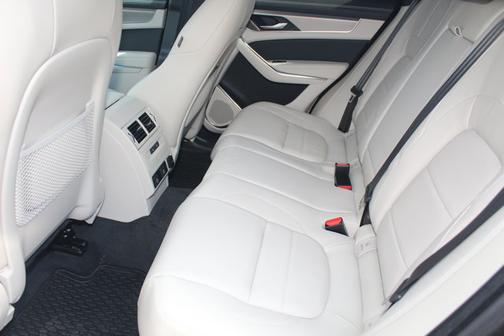 2025 Jaguar F-PACE R-Dynamic S