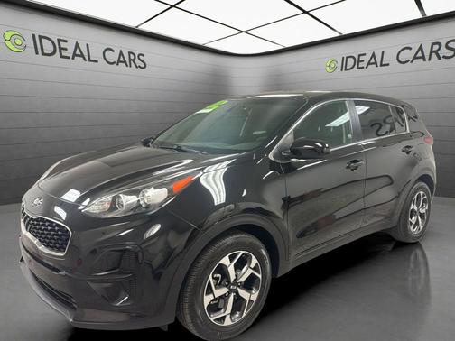 Black Cherry Pearl 2020 Kia Sportage LX