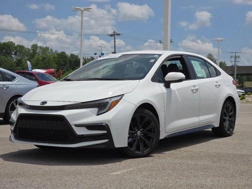 Ice 2023 Toyota Corolla SE