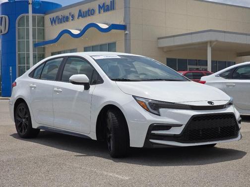 Ice 2023 Toyota Corolla SE