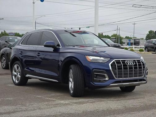 Navarra Blue Metallic 2021 Audi Q5 40 Premium Plus