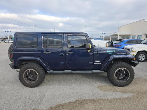 2013 Jeep Wrangler Unlimited Sahara