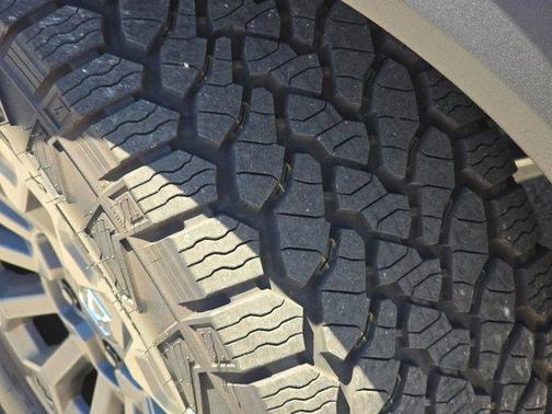 Crystal Black Pearl 2026 Honda Passport TrailSport