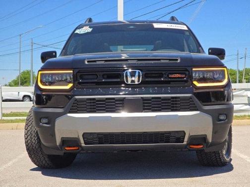 Crystal Black Pearl 2026 Honda Passport TrailSport