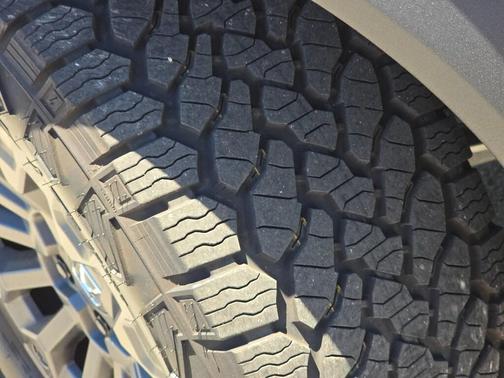 Crystal Black Pearl 2026 Honda Passport TrailSport
