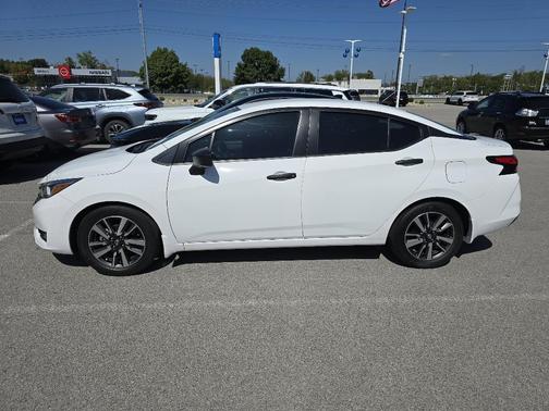 2024 Nissan Versa S