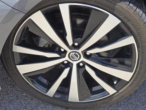 2022 Nissan Altima 2.0 SR