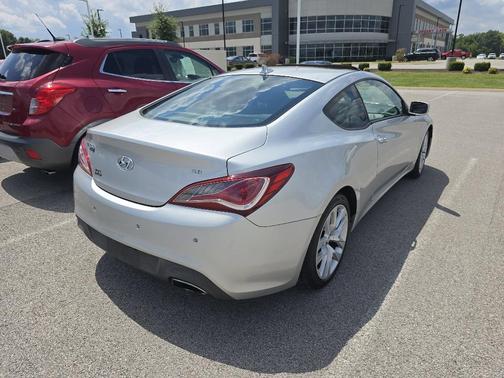 2013 Hyundai Genesis Coupe 3.8 Grand Touring