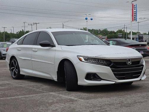 Platinum White Pearl 2022 Honda Accord Sport 1.5T