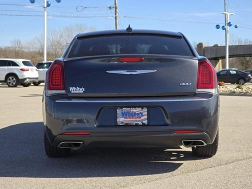 Maximum Steel Metallic 2018 Chrysler 300 Touring