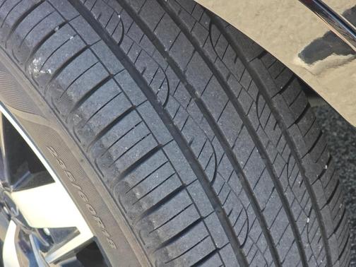 Ebony Black 2022 Kia Sorento S