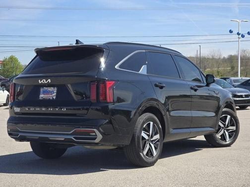 2022 Kia Sorento S