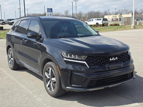 2022 Kia Sorento S