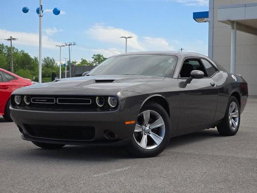 2020 Dodge Challenger SXT