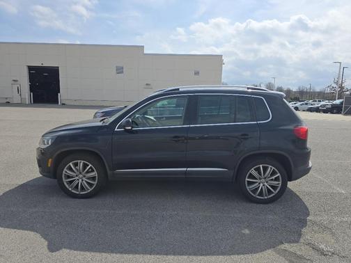 2015 Volkswagen Tiguan Auto SE