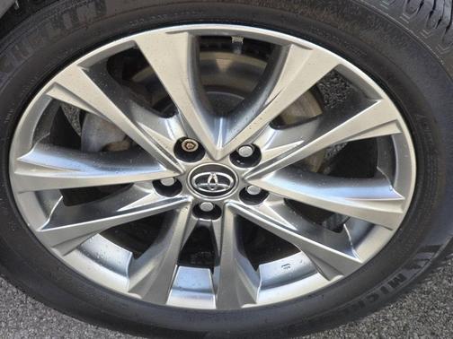 2017 Toyota RAV4 Hybrid Limited