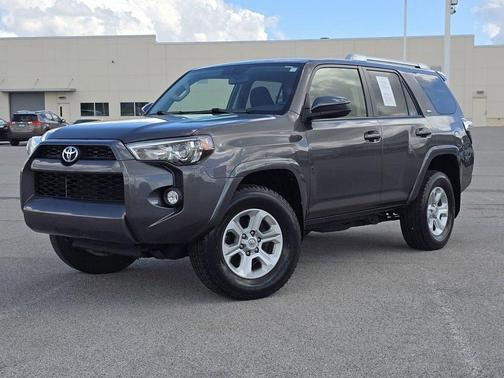 2017 Toyota 4Runner SR5 4WD