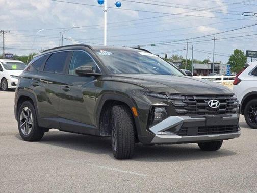 Green 2025 Hyundai TUCSON SEL