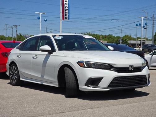 Platinum White Pearl 2022 Honda Civic EX