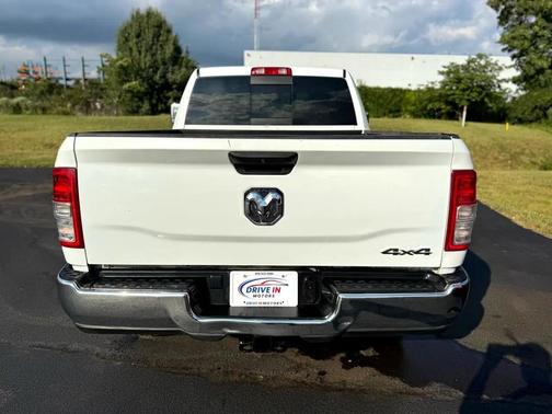 2022 RAM 2500 Tradesman Crew Cab 4x4 6'4' Box