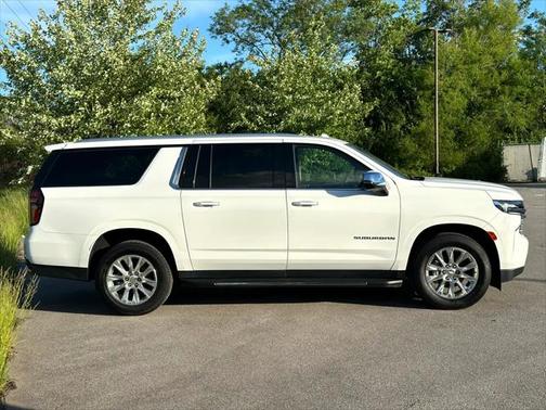 2022 Chevrolet Suburban Premier