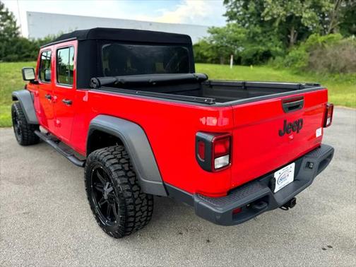 2020 Jeep Gladiator Sport