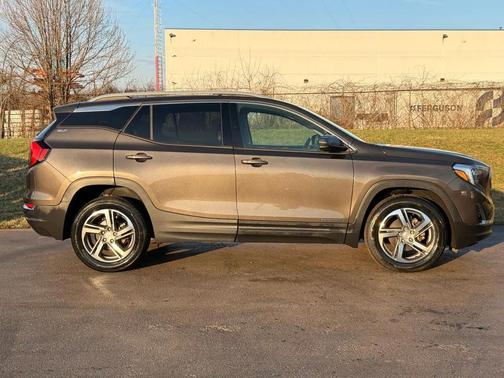 2020 GMC Terrain SLT