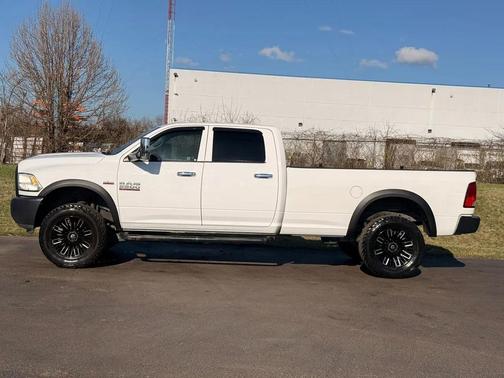 2018 RAM 2500 Tradesman Crew Cab 4x4 8' Box