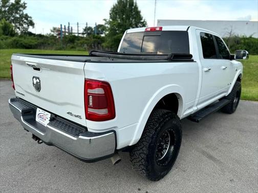 2020 RAM 2500 Laramie Crew Cab 4X4 6'4' Box