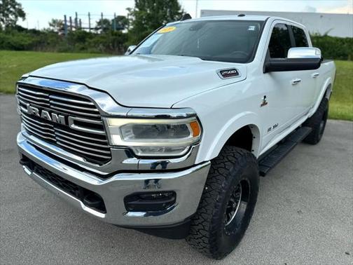 2020 RAM 2500 Laramie Crew Cab 4X4 6'4' Box